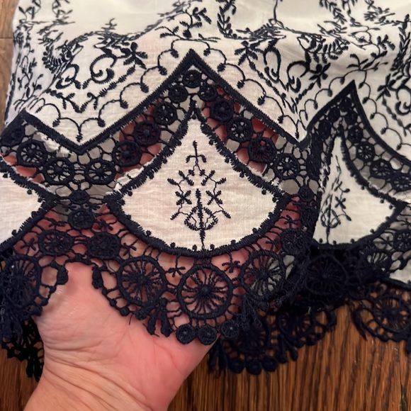 5/48 Embroidered Top Size Small - Picture 4 of 12